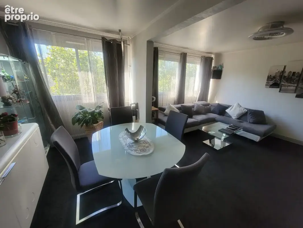 Appartement 4 pièces 87 m² à vendre à Le Bourget (93350) - photo 3