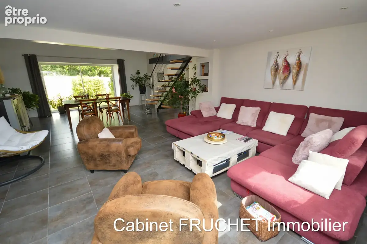 15 minutes de CHANTONNAY et de SAINT-JEAN-D'HERMINE - Très jolie maison de caractère - photo 6