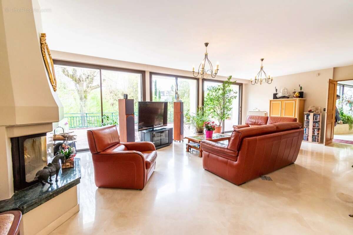 Maison à MONTLIGNON