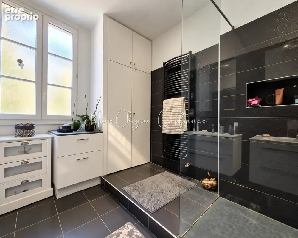 129 m² de charme et de lumière au coeur historique - BRIVE LA GAILLARDE (19) - photo 9