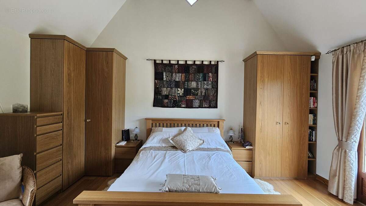 Maison 213 m² à Le Buisson-De-Cadouin  - photo 7