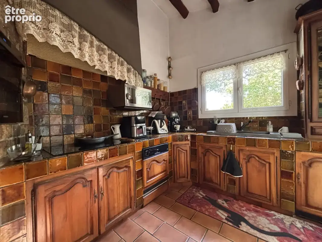 GEMENOS Maison traditionnelle provençale des années 80 avec piscine et appartement indépendant - photo 4
