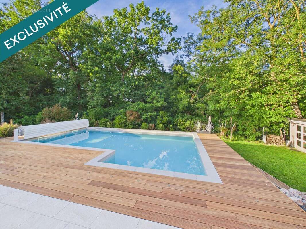 Maison 175 m² à Rouffiac-Tolosan  - photo 2