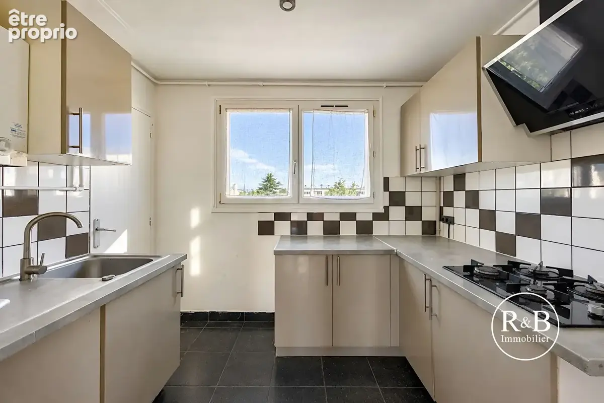 Appartement Les Clayes Sous Bois 4 pièce(s) 63.26 m2 - photo 8