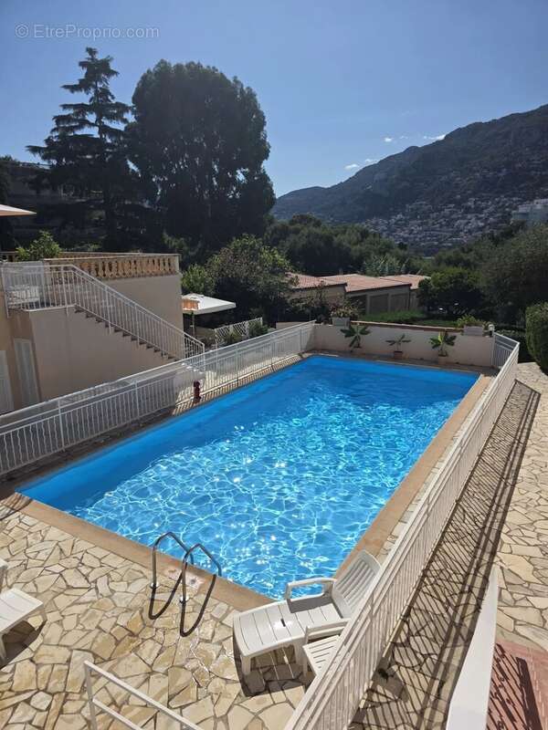 Appartement à ROQUEBRUNE-CAP-MARTIN