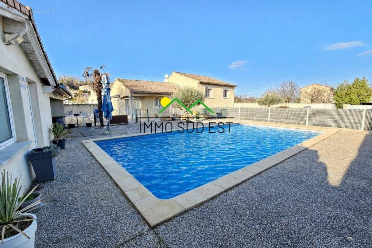 Maison à SAINT-MARCEL-LES-VALENCE