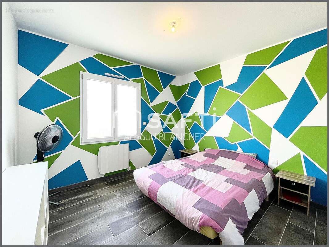 Photo 5 - Maison à ROULLET-SAINT-ESTEPHE