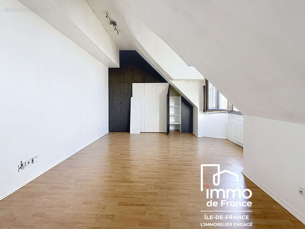 Studio 32,03 m² CHELLES - photo 3