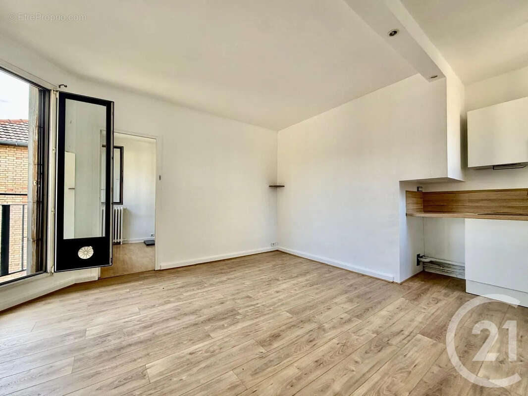 Appartement à CLICHY