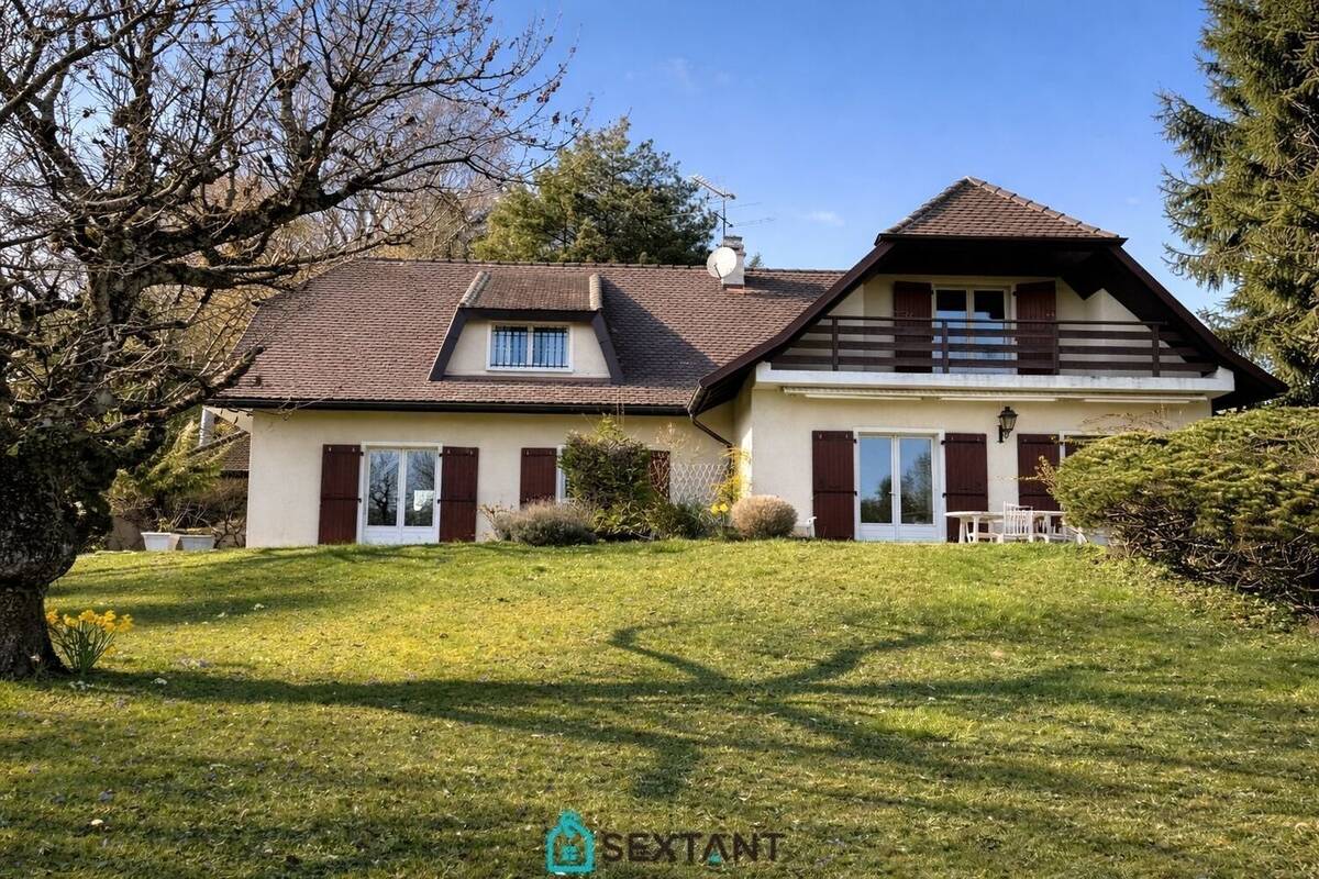 Maison à DIVONNE-LES-BAINS