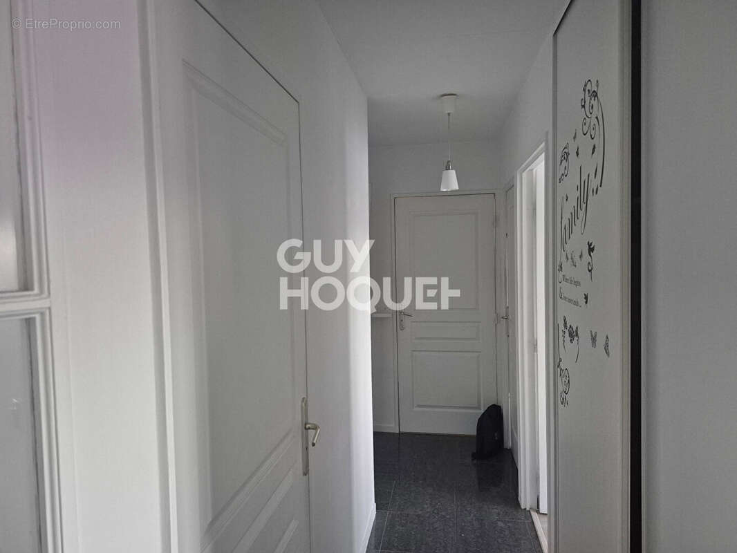 Appartement à LE BLANC-MESNIL