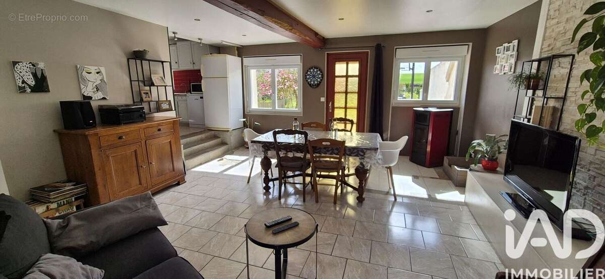 Photo 3 - Maison à FERE-EN-TARDENOIS