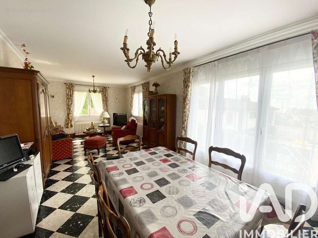 Photo 6 - Maison à LA LOUPE