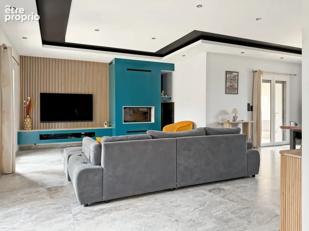 Superbe Maison en Pierre   Entièrement Rénovée   6 Chambres   Piscine   124 m2 de Garage & Ateliers   Terrain - photo 19