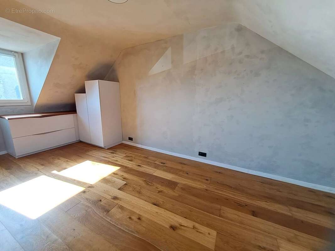 Arradon, t3 au coeur du village. - photo 5