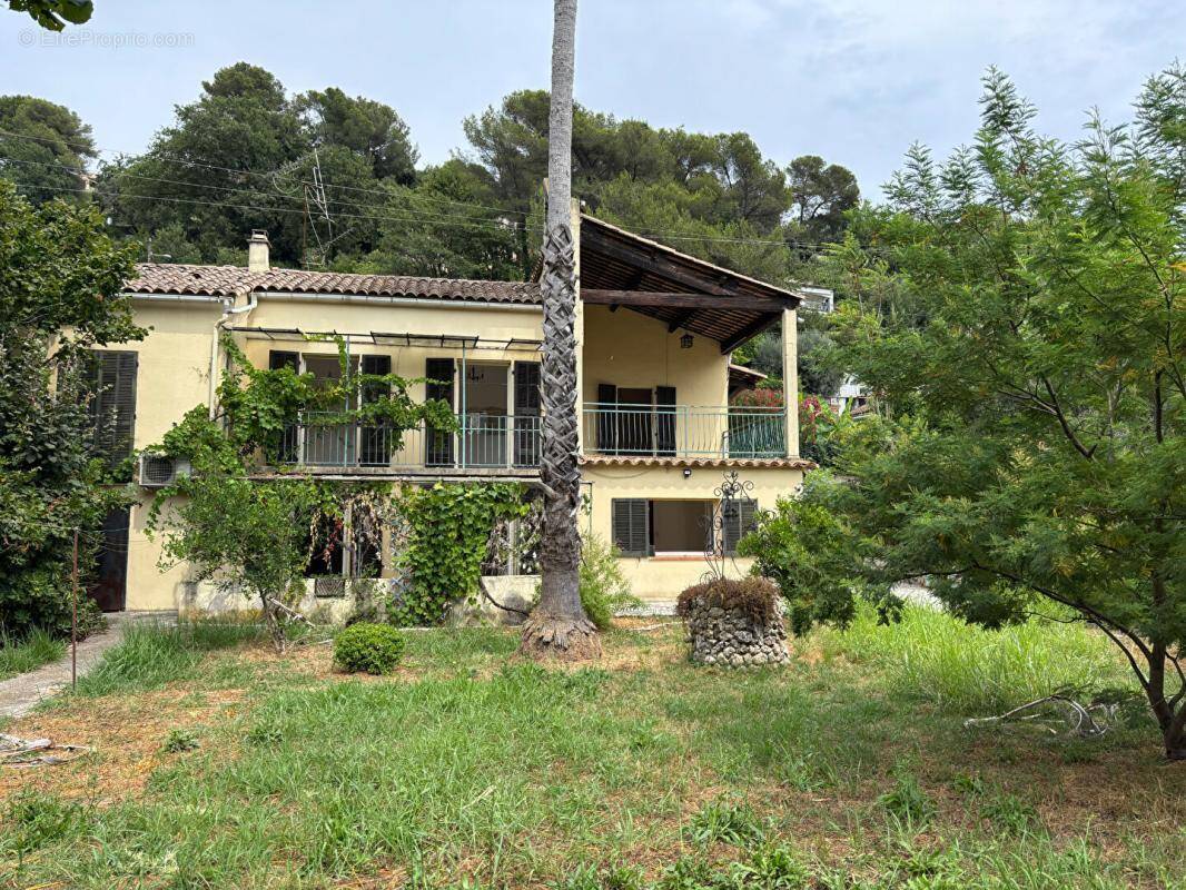 Maison à CAGNES-SUR-MER
