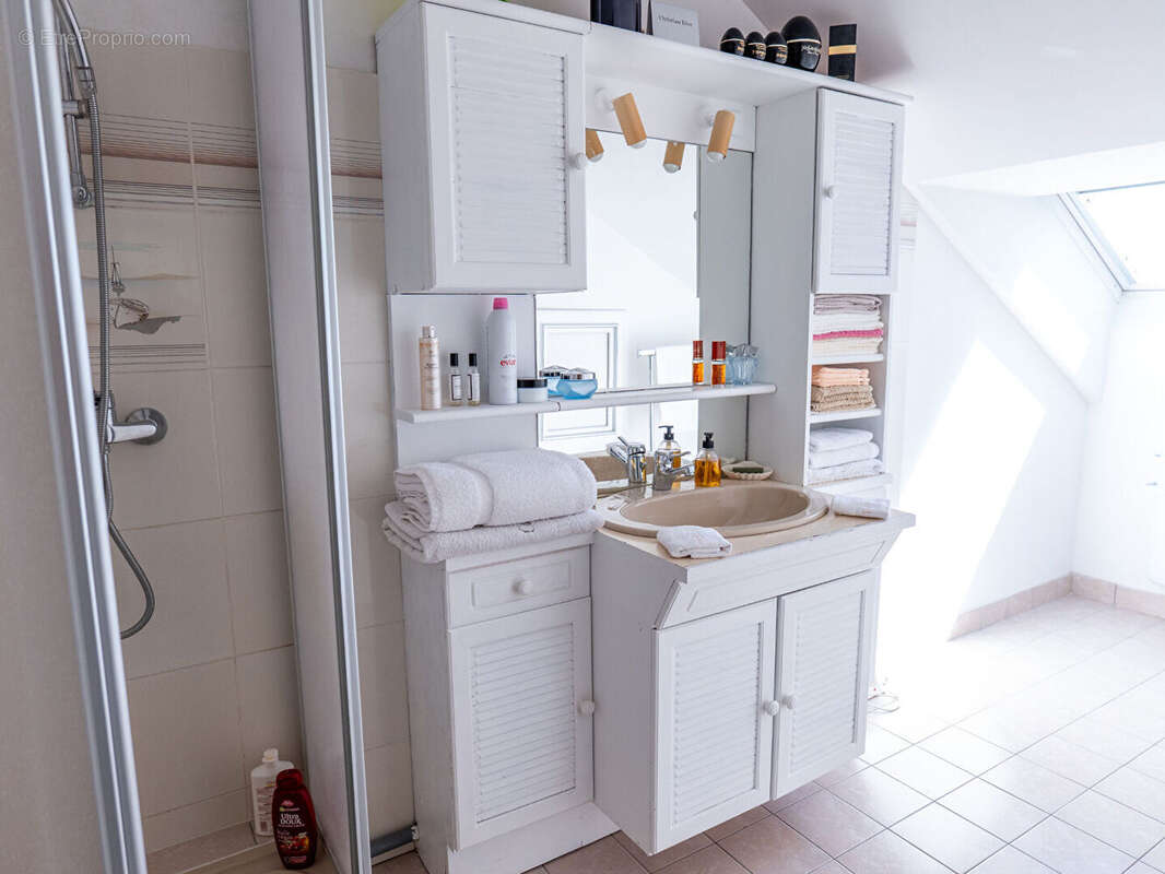 Appartement à ONET-LE-CHATEAU