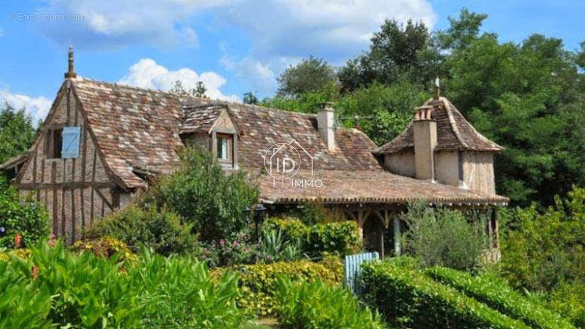 Maison à SAINT-LAURENT-DES-HOMMES