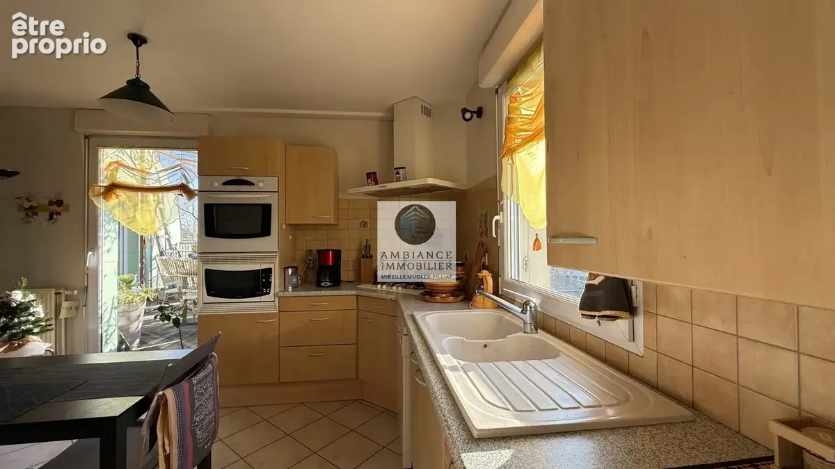 Appartement avec terrasse dans un quartier résidentiel - photo 10