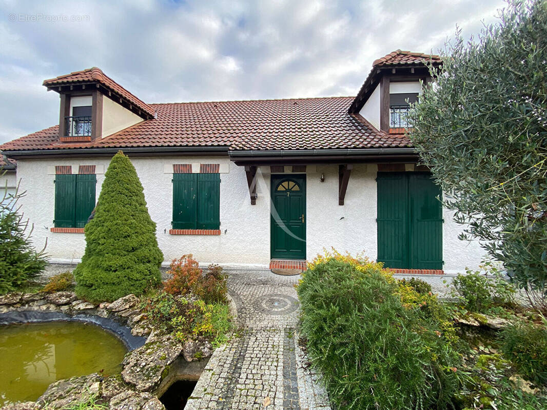 Maison à FAY-AUX-LOGES
