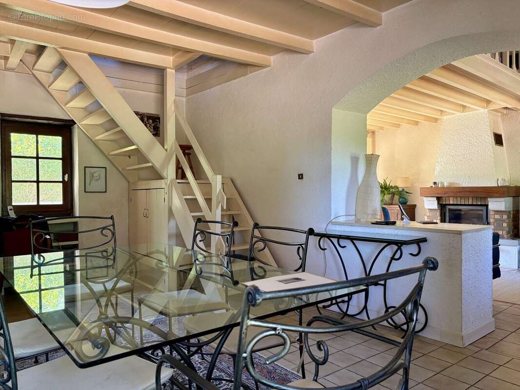 Maison 140 m² à La Frette  - photo 7