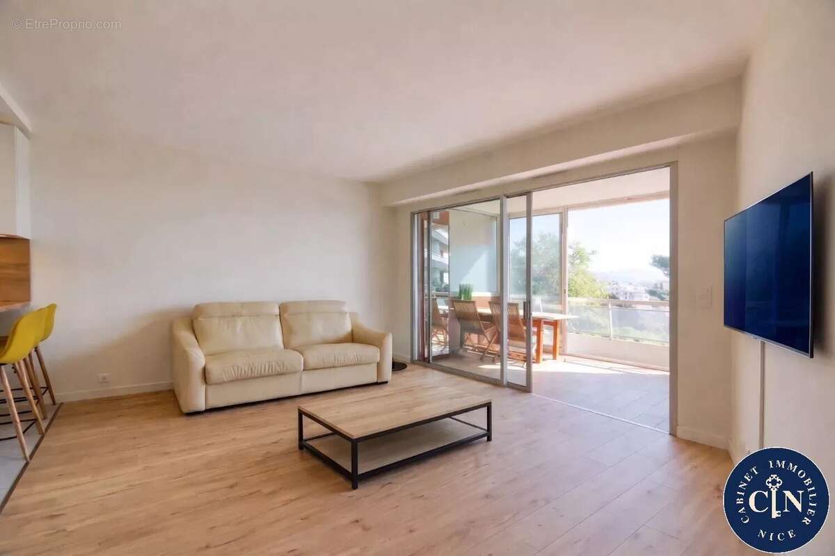 Appartement 70 m² à Nice  - photo 8