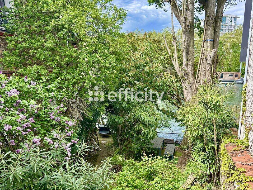 Maison à ISSY-LES-MOULINEAUX