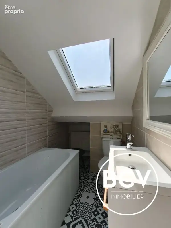 LEVES - Maison familiale réonvée avec sous-sol total - photo 12