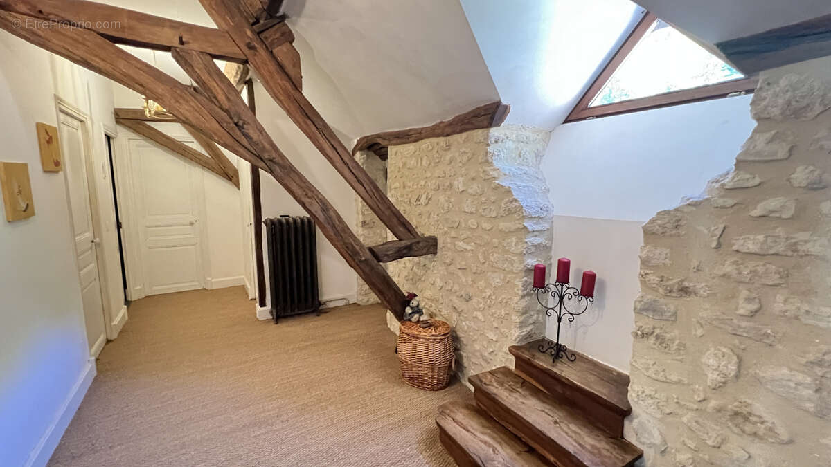 Propriété en pierres - photo 17