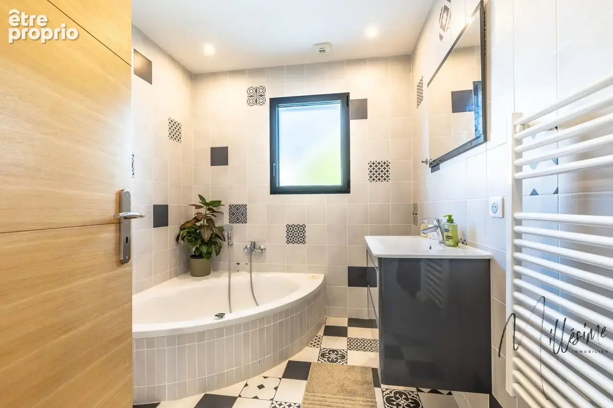 Maison 5 pièces 140 m² à vendre à Arbonne (64210) - photo 9