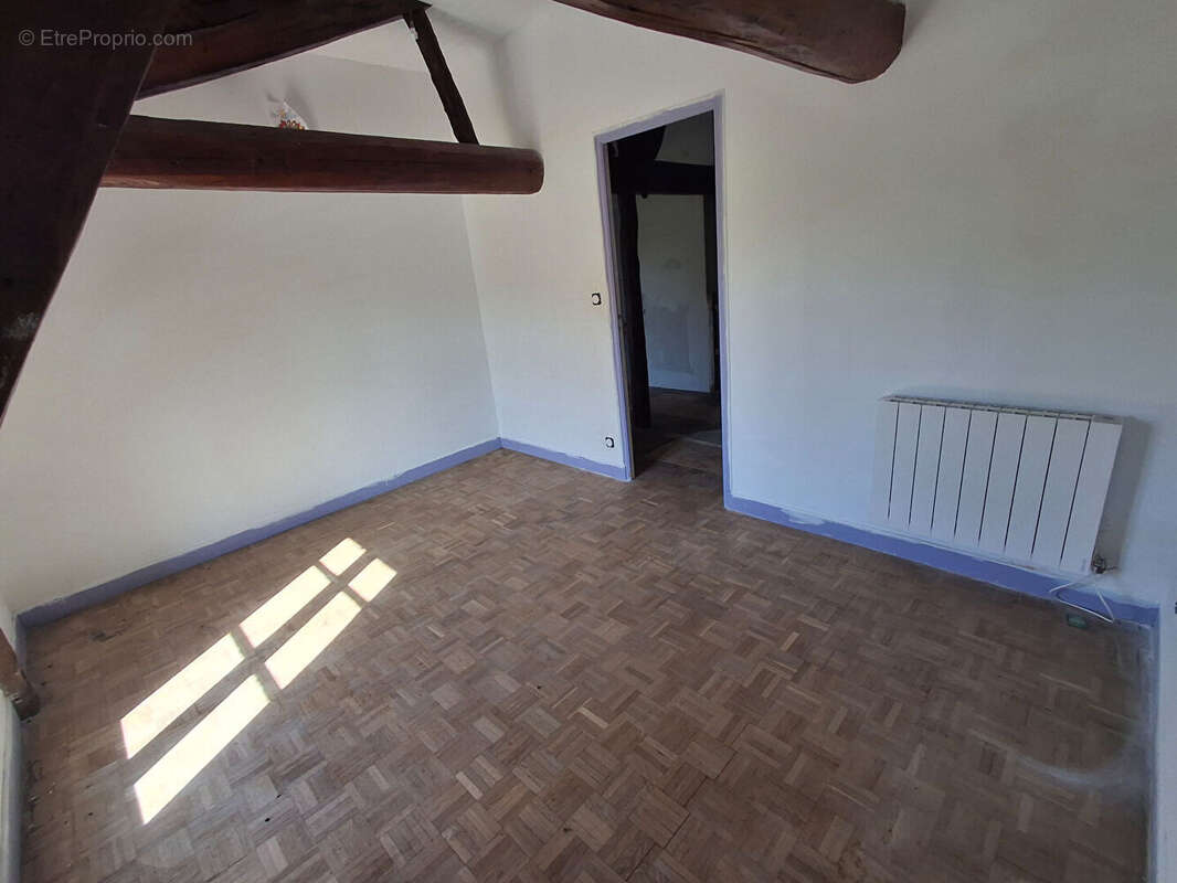 Maison à COURTISOLS