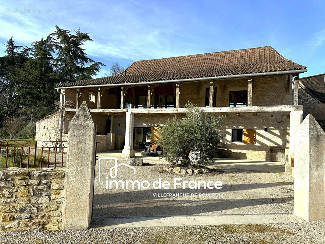 Maison à SAINT-CIRQ-LAPOPIE