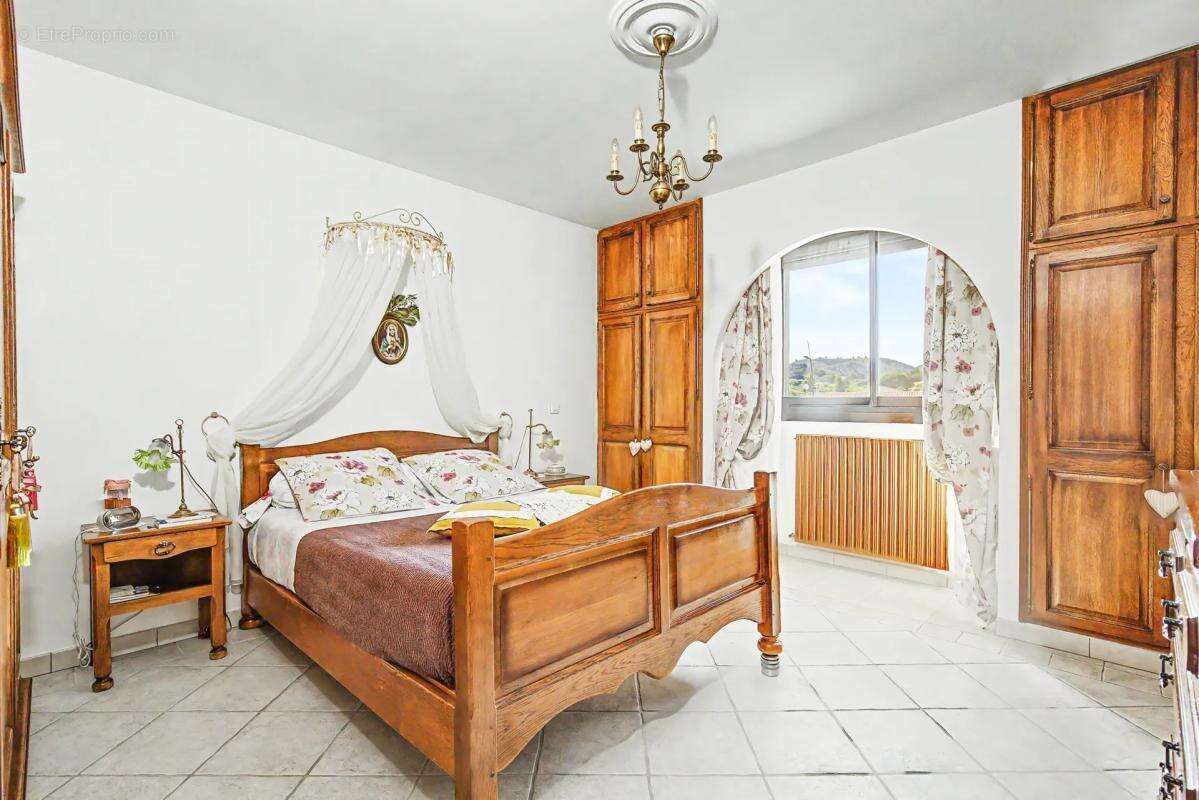 Maison à GIGNAC-LA-NERTHE