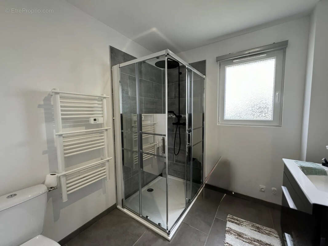 Maison à LA CHAPELLE-SUR-LOIRE