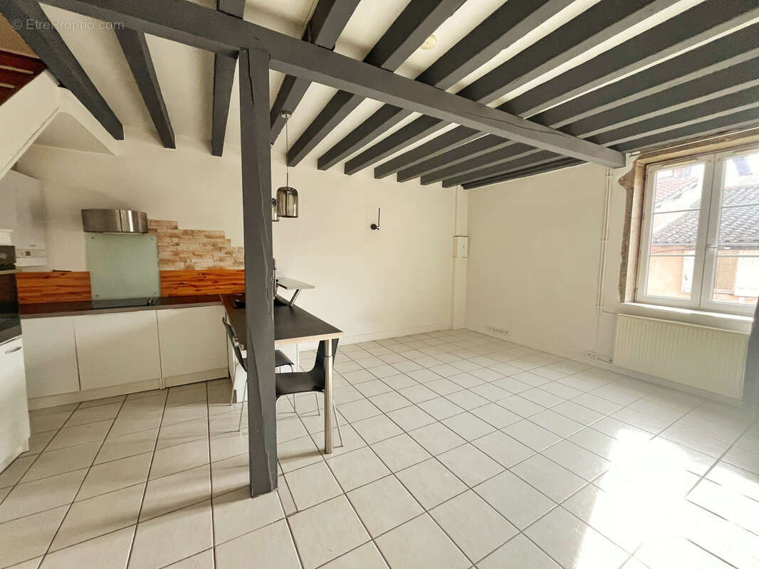 Appartement à VILLEFRANCHE-SUR-SAONE