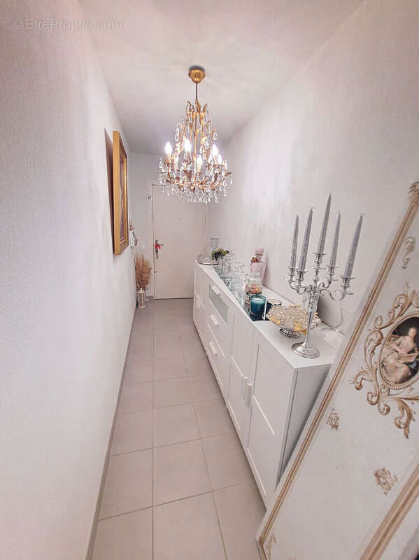 Appartement à MARSEILLE-4E