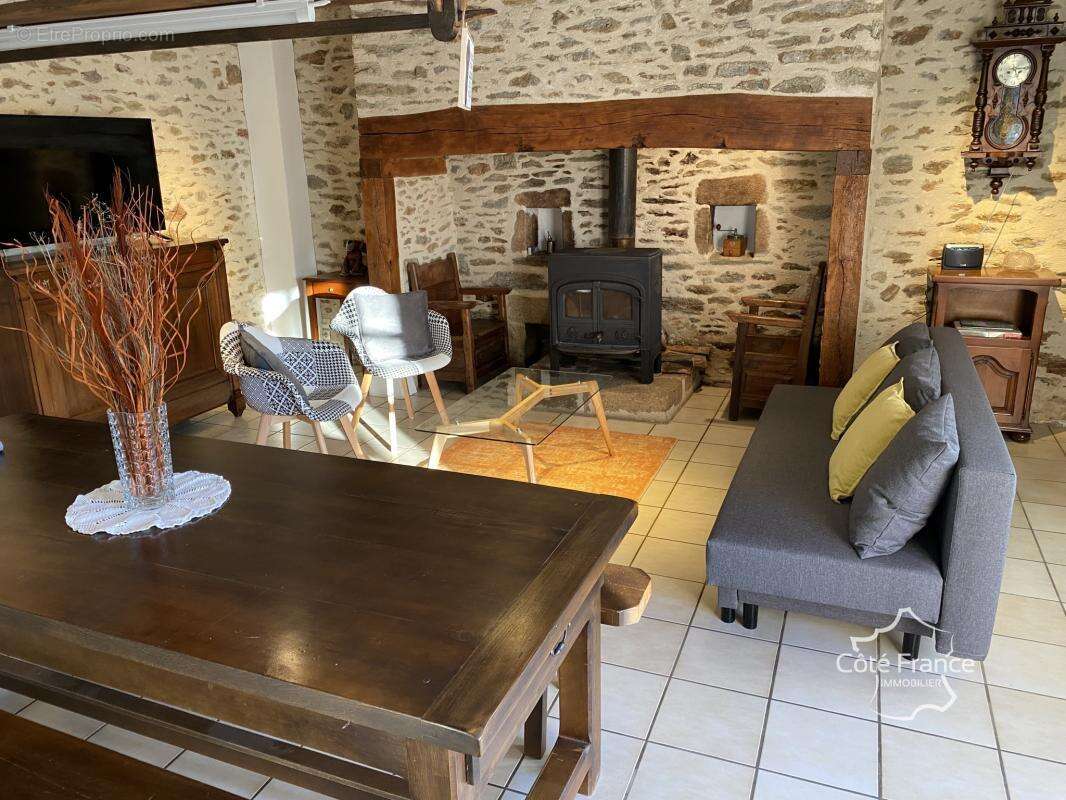 Maison à ARNAC