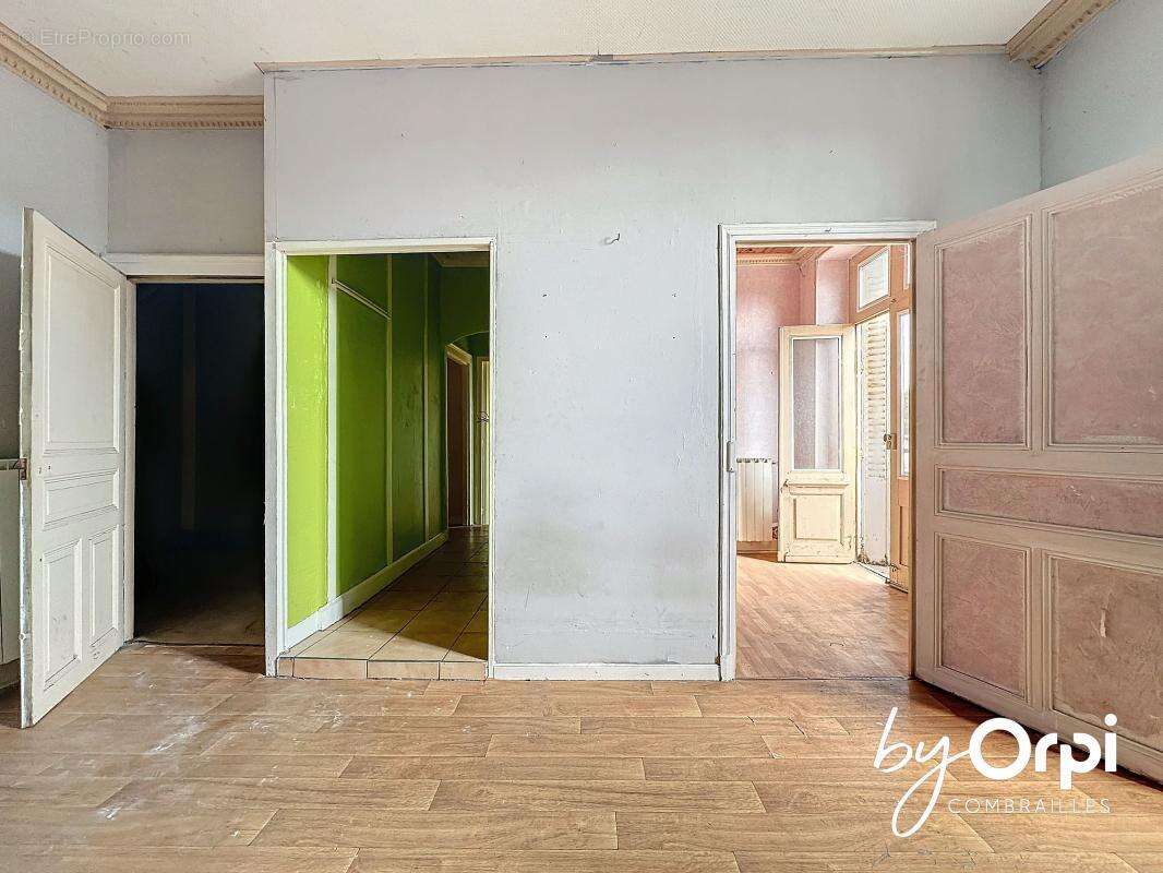 Appartement à SAINT-ELOY-LES-MINES