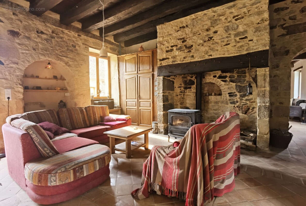 Séjour - Maison à EXCIDEUIL