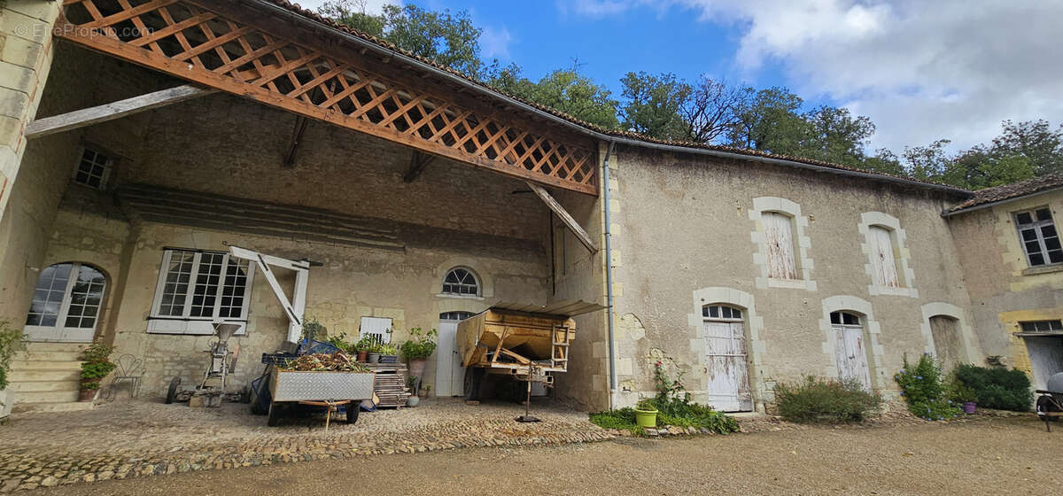 Maison à CHINON
