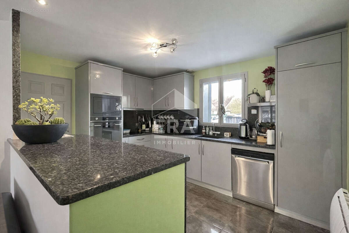 Maison à BALLANCOURT-SUR-ESSONNE