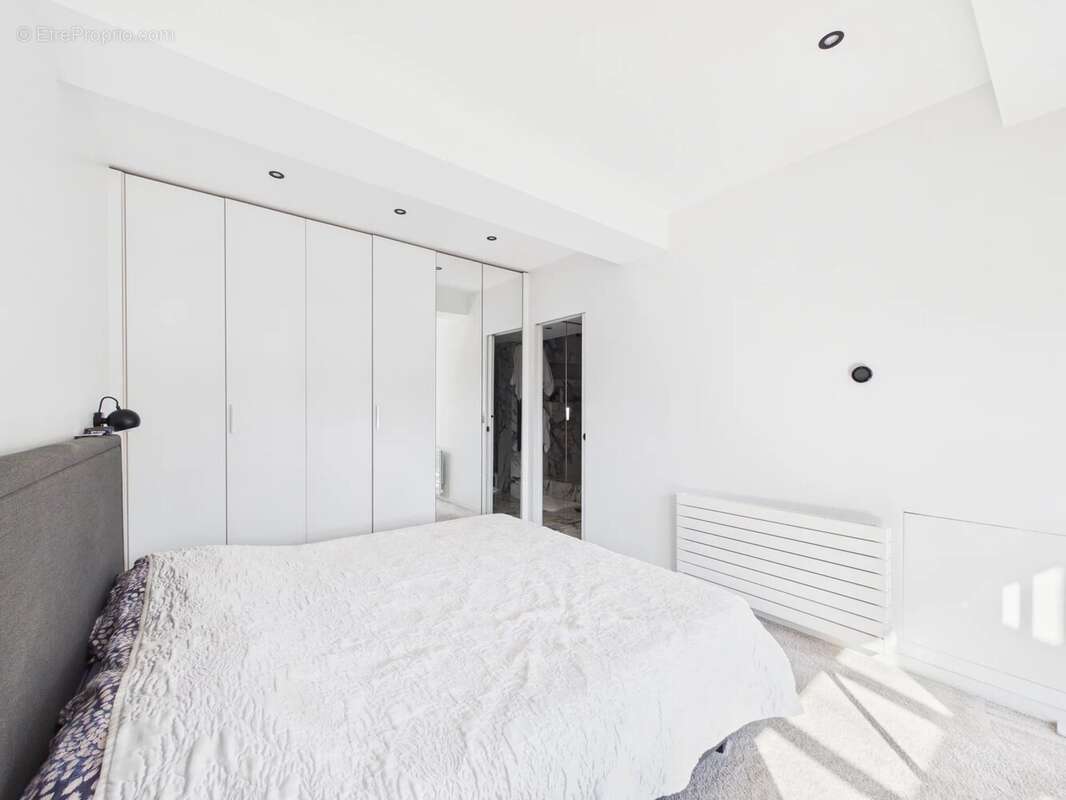 Appartement à PARIS-19E