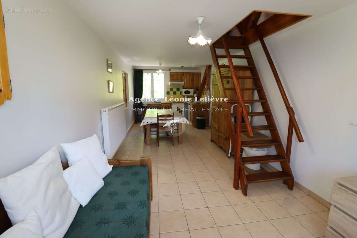 Appartement 44 m² à Allos  - photo 2