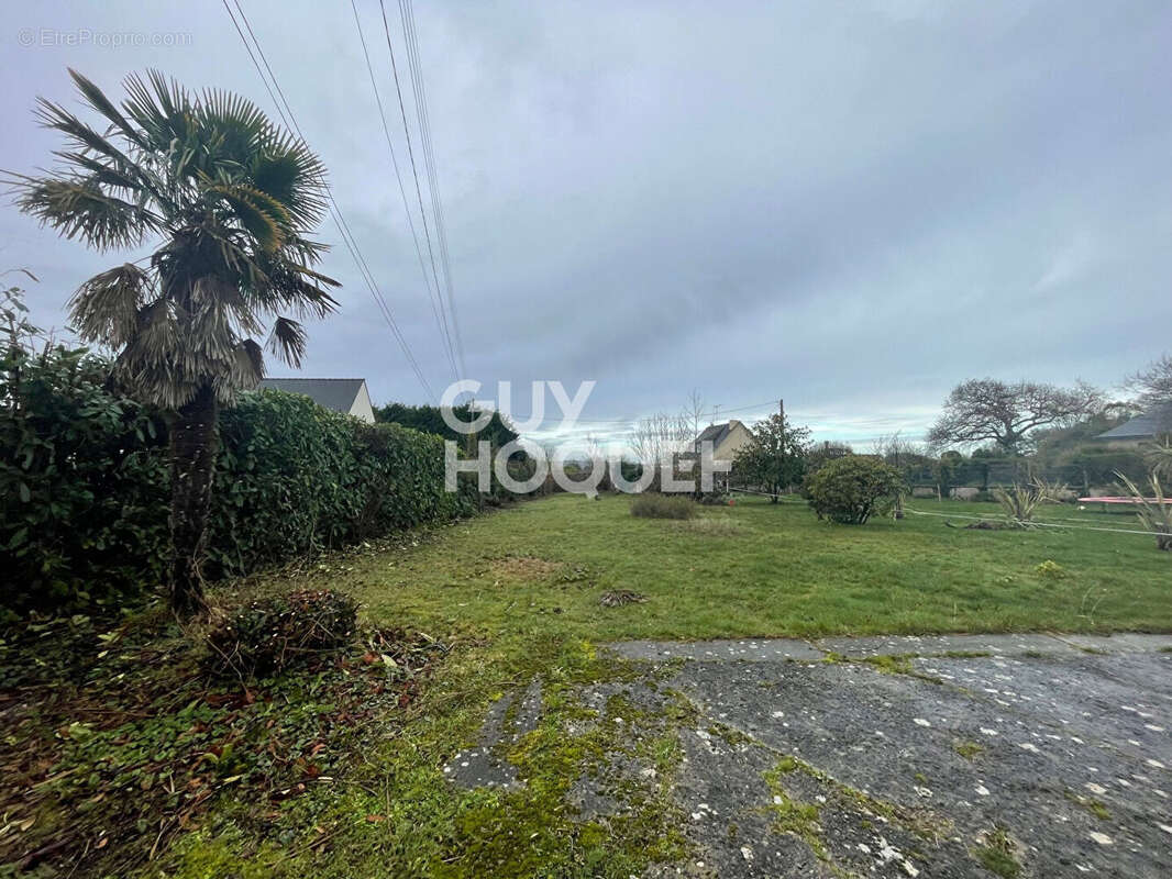 Terrain à SAINT-QUAY-PORTRIEUX