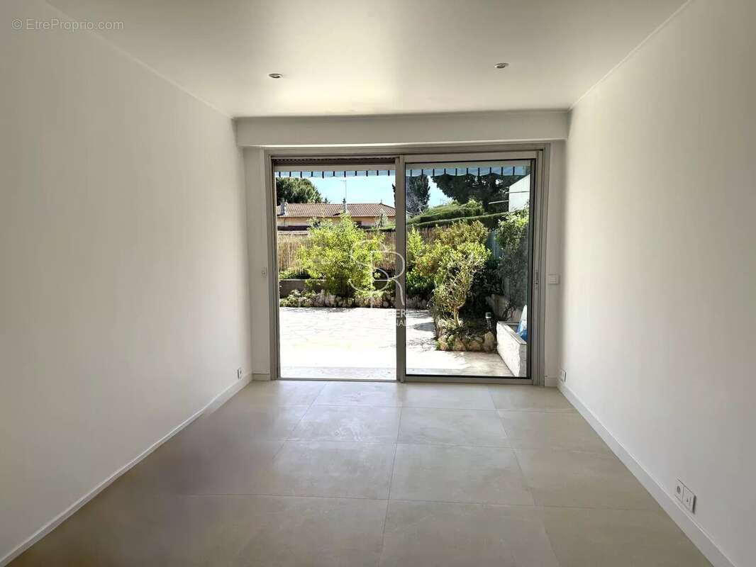 Appartement à CAGNES-SUR-MER