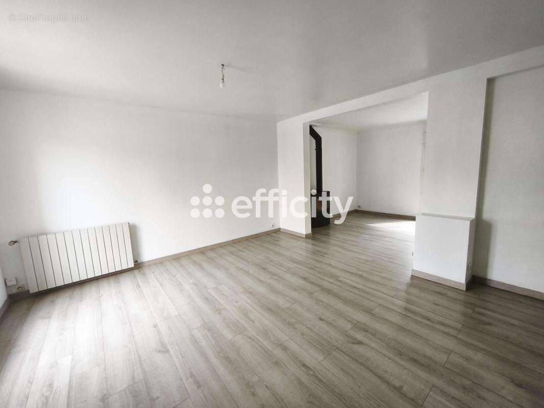 Maison 186 m² à Iffendic  - photo 25