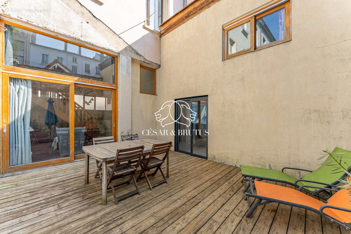 Appartement à LYON-6E