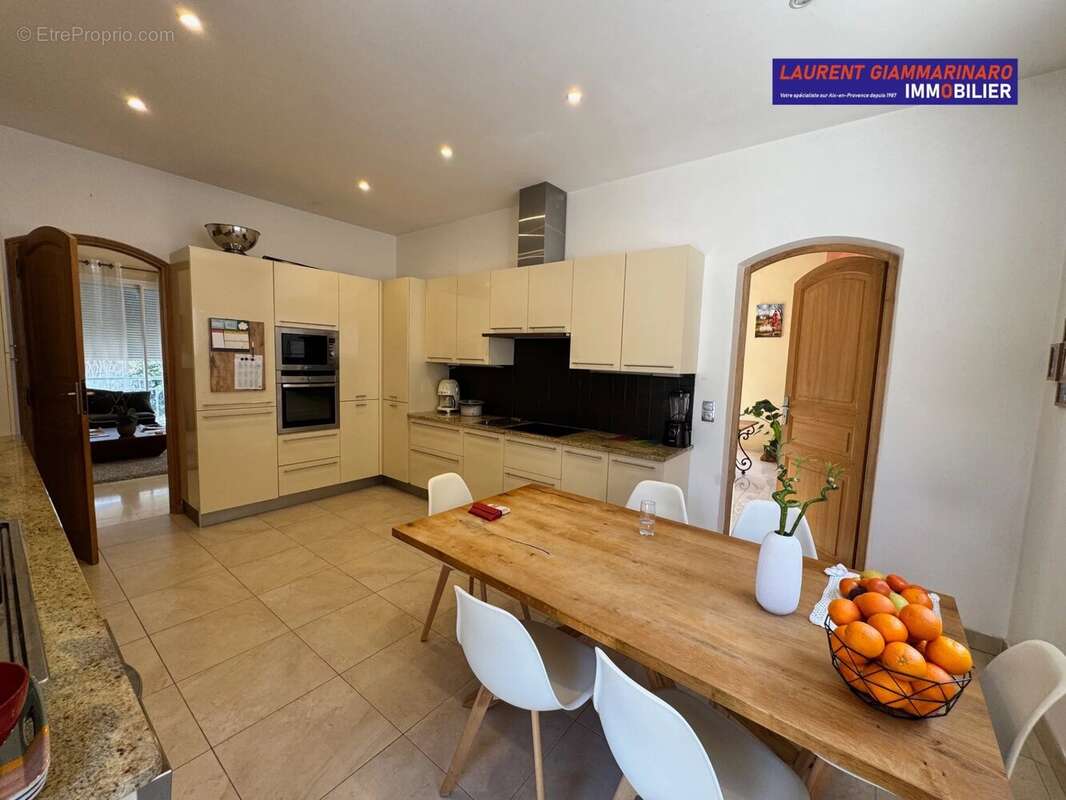 Maison à SAINT-MARC-JAUMEGARDE