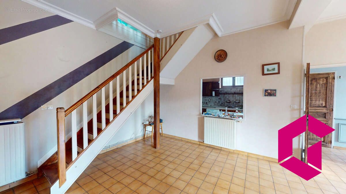 Maison à LA SEAUVE-SUR-SEMENE