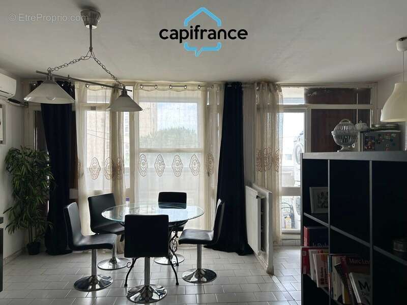 Appartement à MARSEILLE-15E